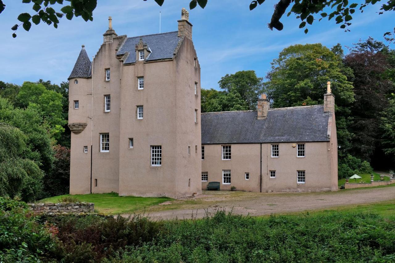 East Wing Lickleyhead Castle Villa Auchleven Exterior photo